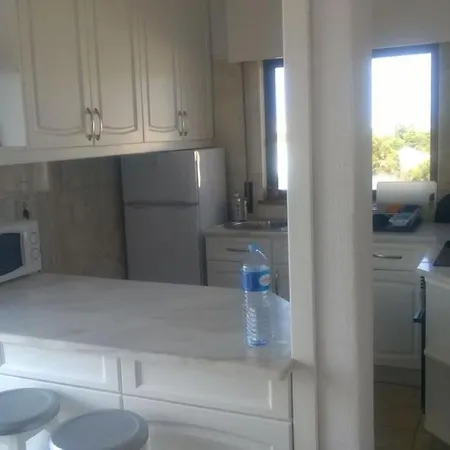 Oura Sea View Terrace, Pisc, Plage200m, Bbq, Strip Bbq, 5 Pers Apartamento *